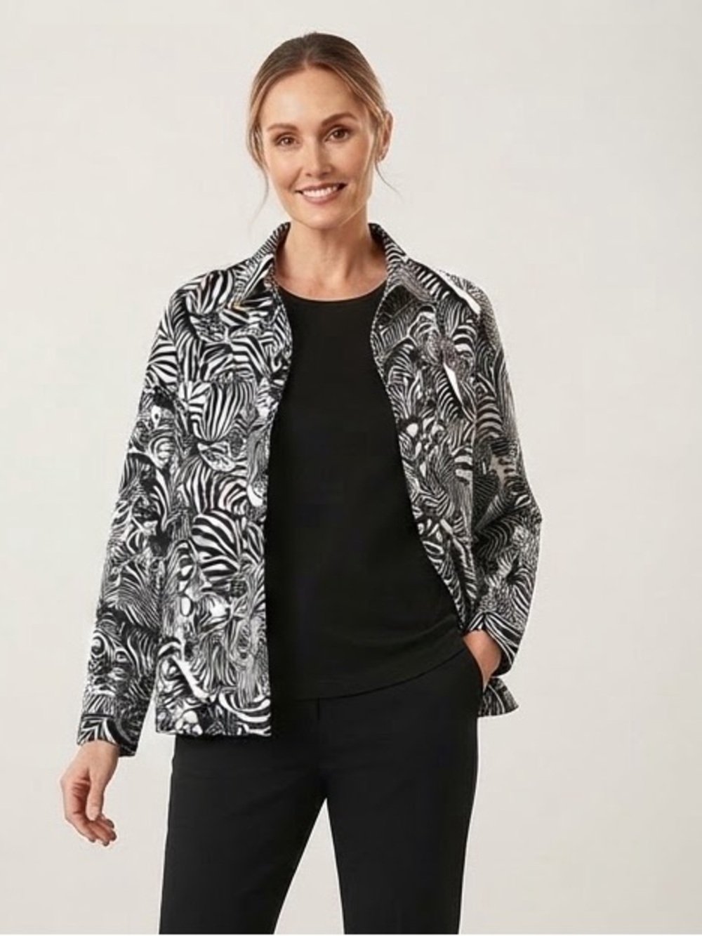 NWT Alfred Dunner Petite Monochrome Zebra Print Blouse/Blazer, Size 8